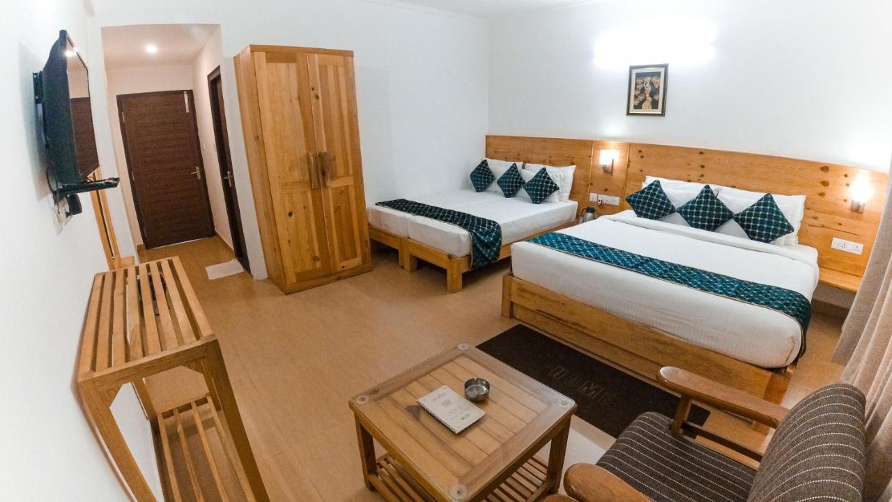 אלמורה Aeradyo Inn מראה חיצוני תמונה