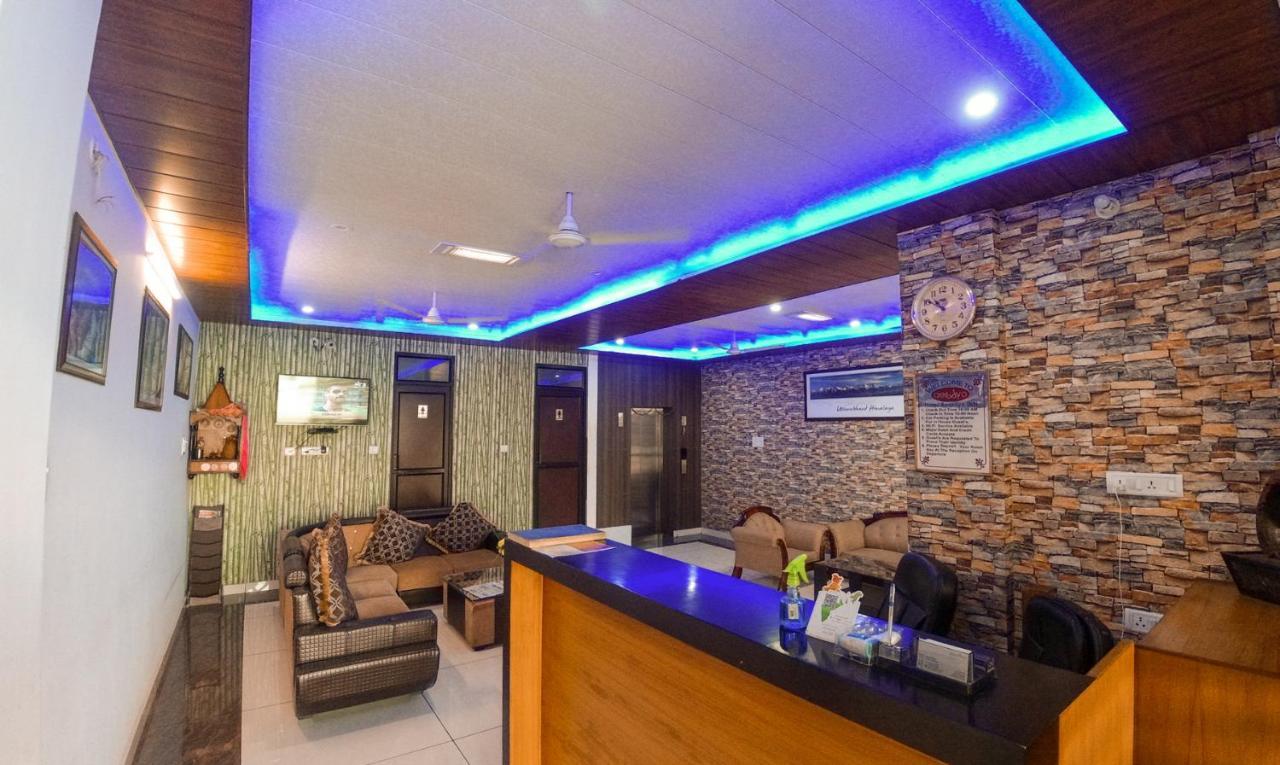 אלמורה Aeradyo Inn מראה חיצוני תמונה