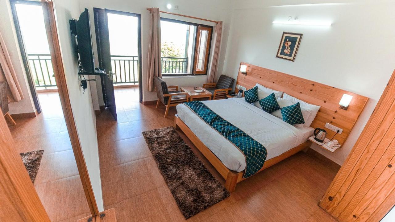 אלמורה Aeradyo Inn מראה חיצוני תמונה