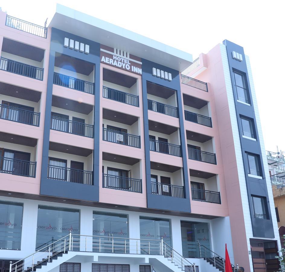 אלמורה Aeradyo Inn מראה חיצוני תמונה